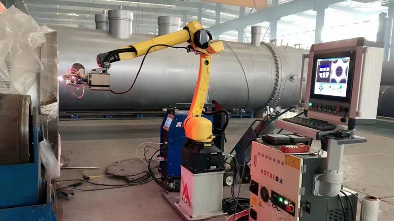 機器人管板焊機