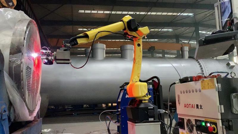 機器人管板焊機